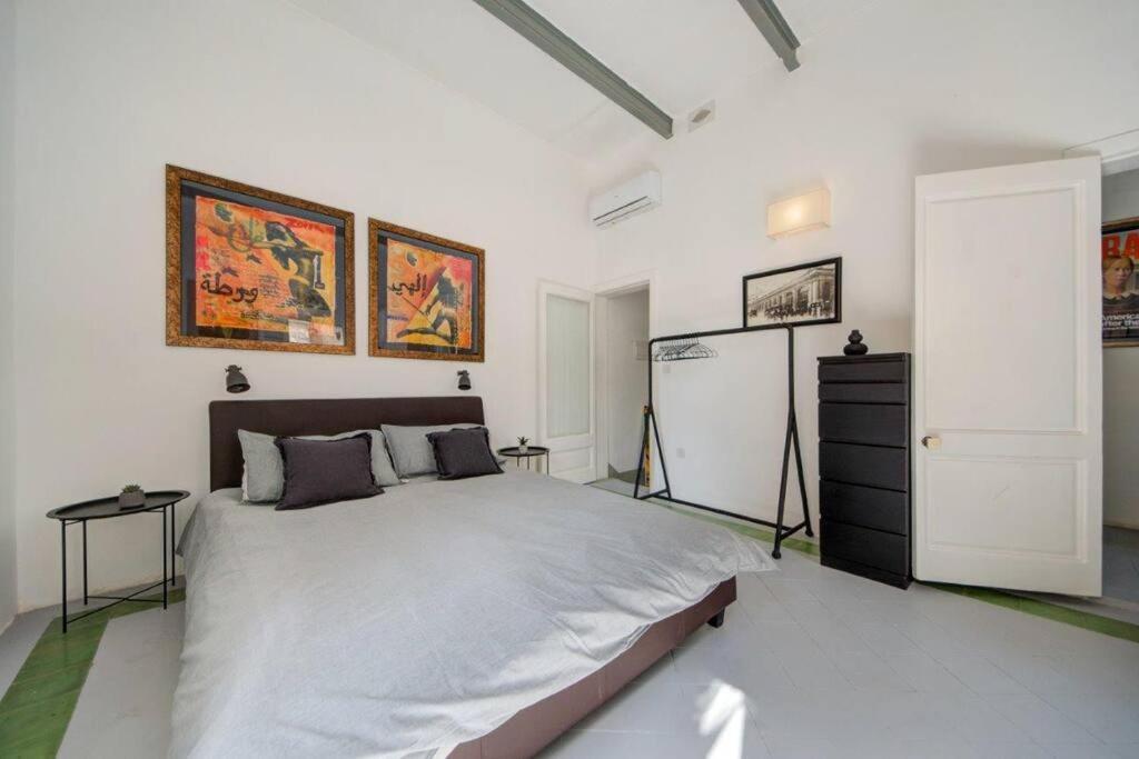 Traditional Maltese Town House In Floriana Экстерьер фото